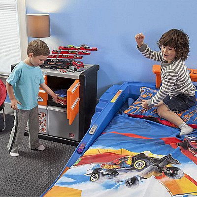 Boy's Hot Wheels™ võidusõiduauto riietus